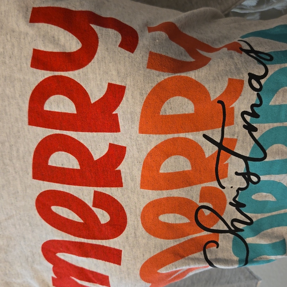 Merry Merry tee - Picture 4 of 5